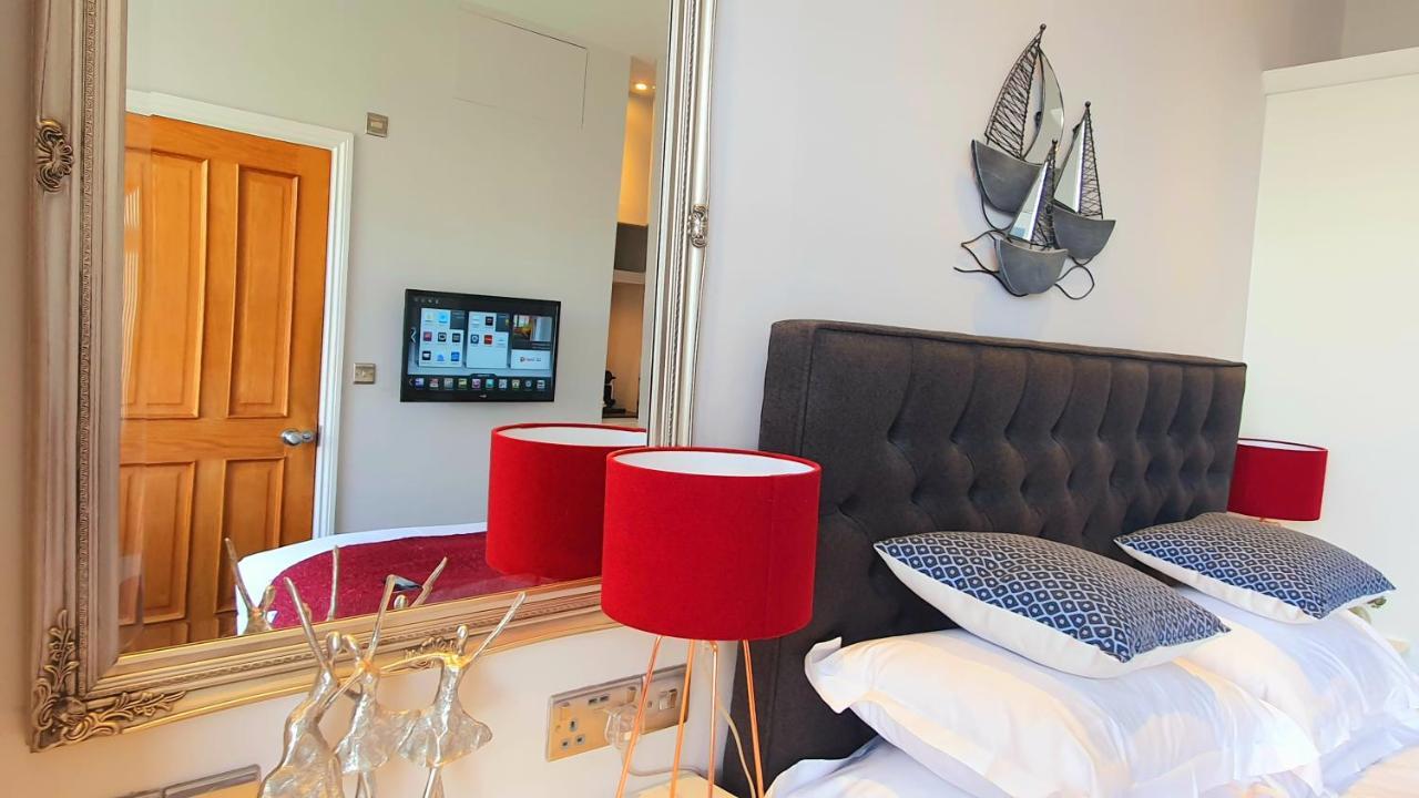 A Room With A View Μπράιτον Εξωτερικό φωτογραφία A guest room at the hotel