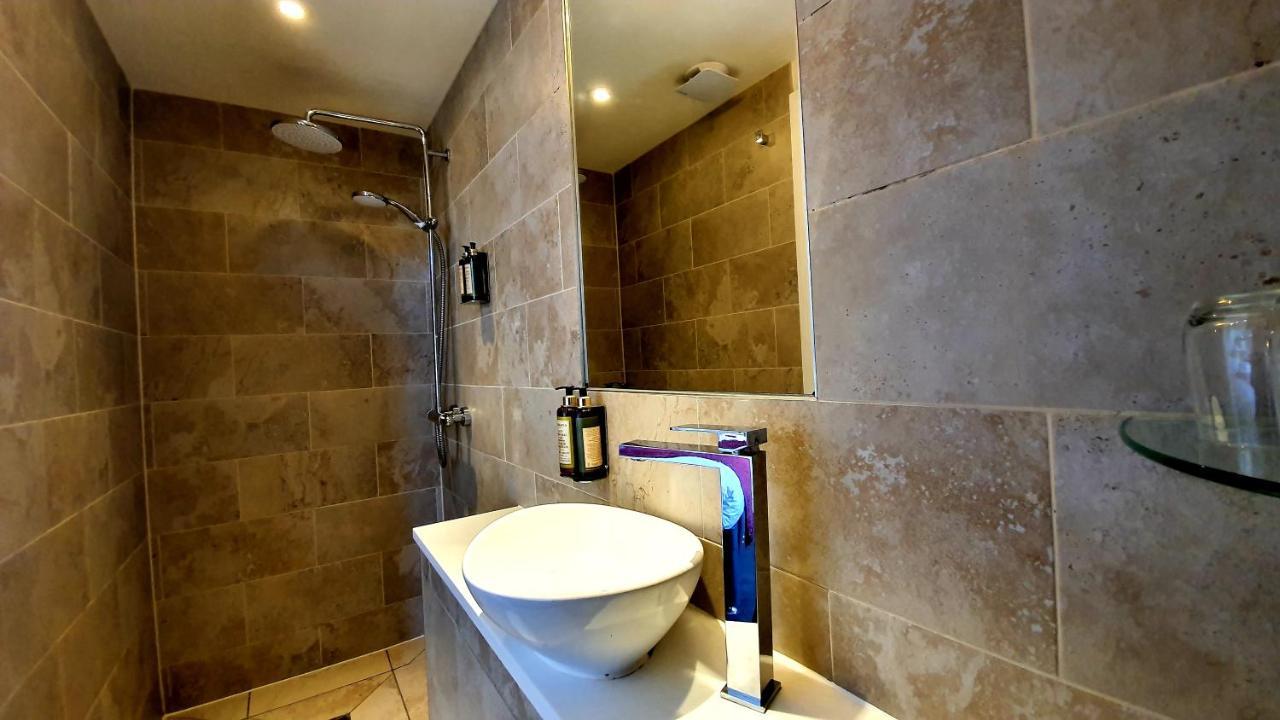 A Room With A View Μπράιτον Εξωτερικό φωτογραφία Bathroom