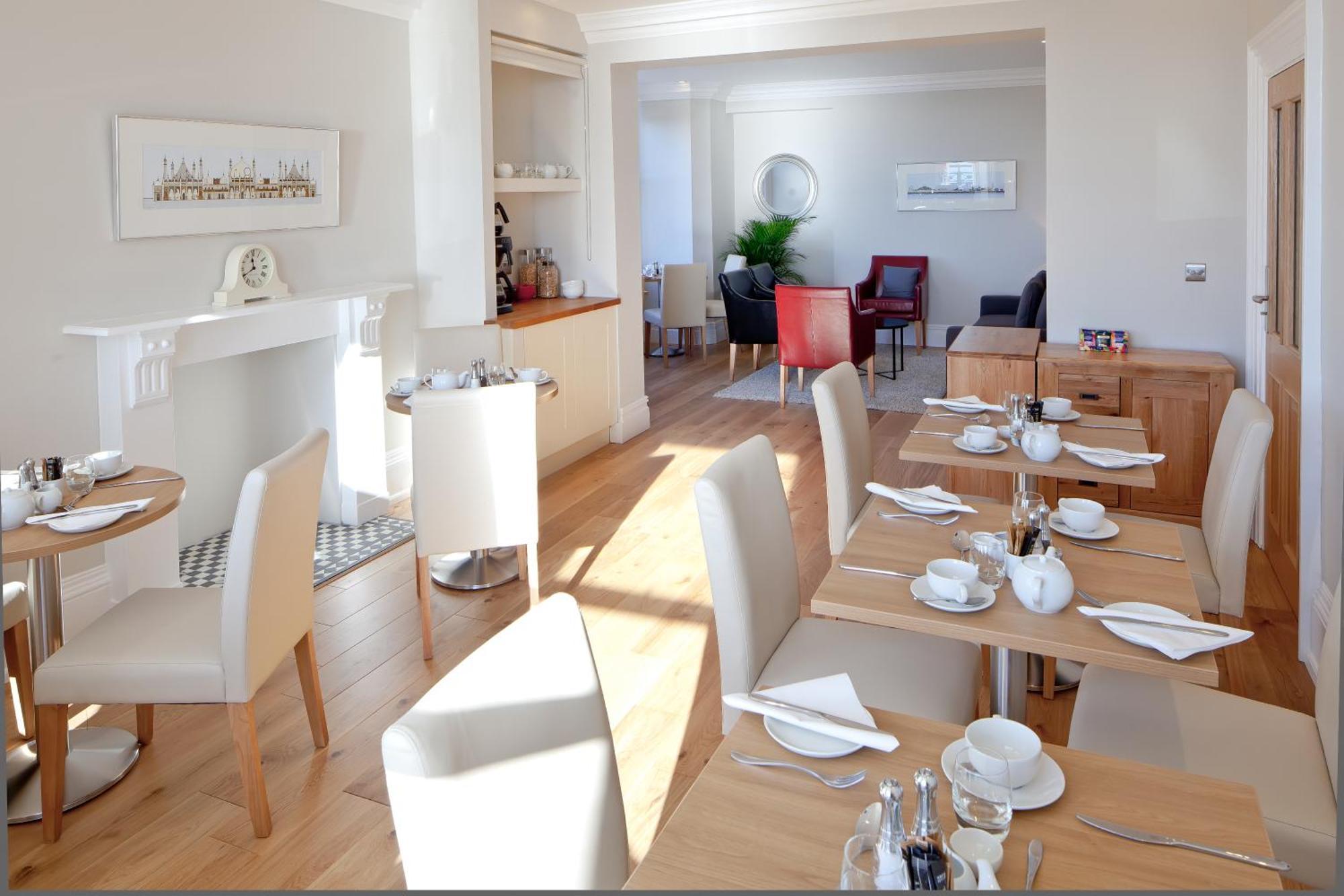 A Room With A View Μπράιτον Εξωτερικό φωτογραφία The dining room at the hotel